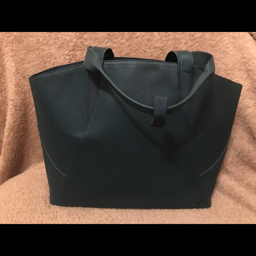 Lululemon All Day Tote Forest Green